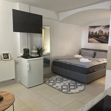Hilde Apartments Rheinhausen Buitenkant foto